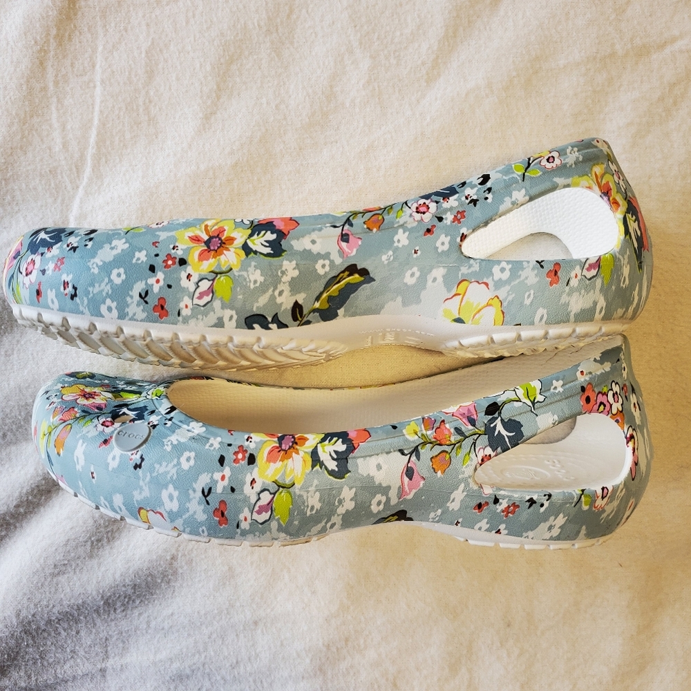 Vera Bradley x Crocs Kadee White Floral Ballet Flats Size 5 - Picture 9 of 16